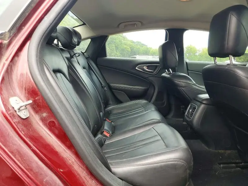 2015 CHRYSLER 200 C  