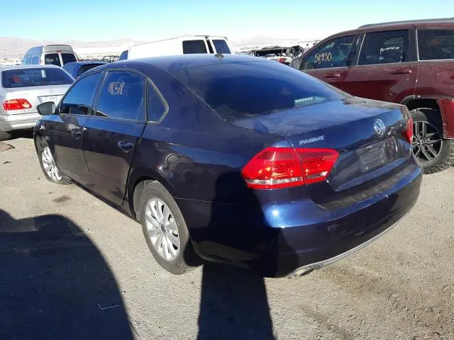 2013 VOLKSWAGEN PASSAT S