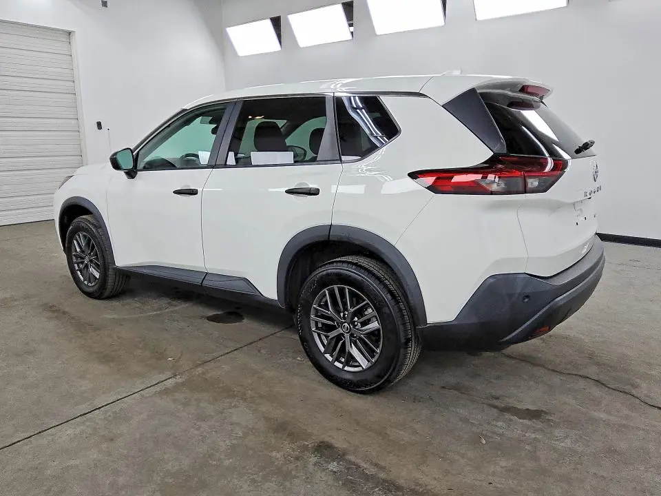 2021 NISSAN ROGUE S  