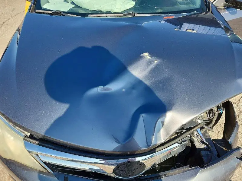 2014 TOYOTA CAMRY LE  
