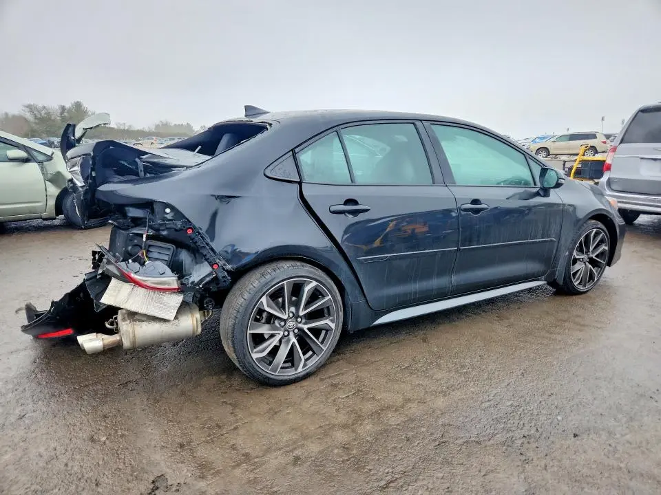 2022 TOYOTA COROLLA SE  