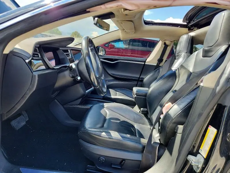 2015 TESLA MODEL S   