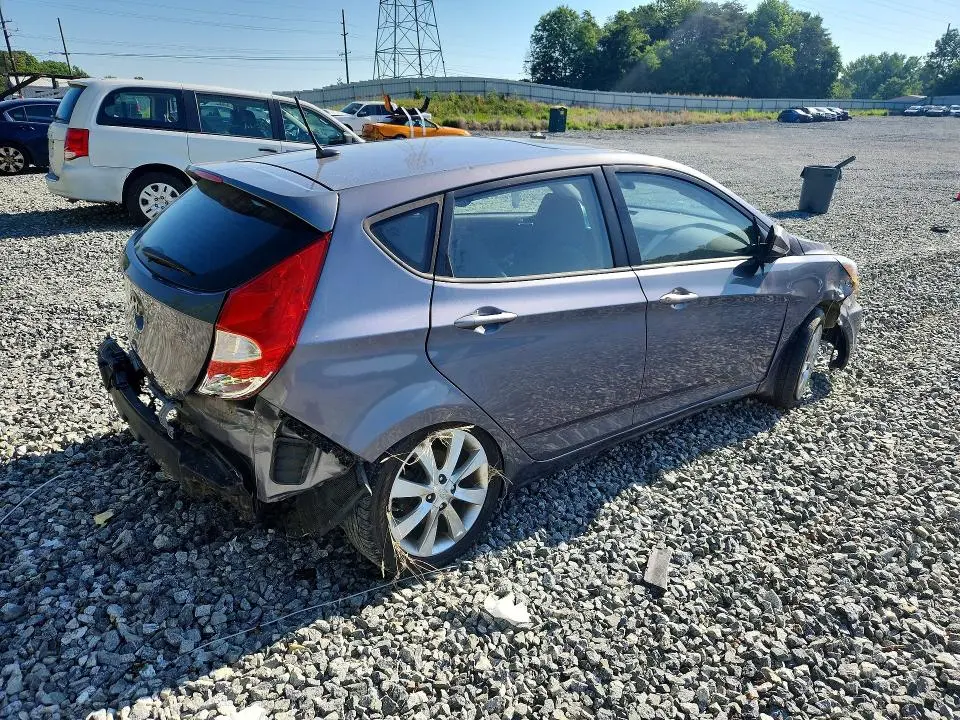 2014 HYUNDAI ACCENT SE  