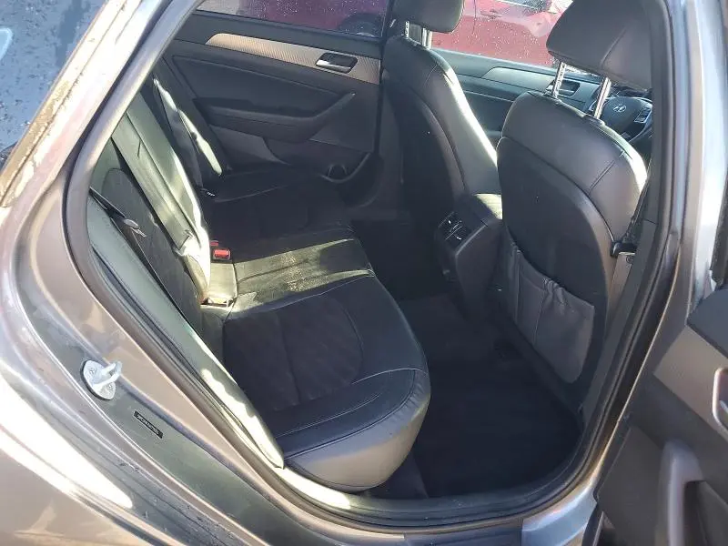 2018 HYUNDAI SONATA SPORT  