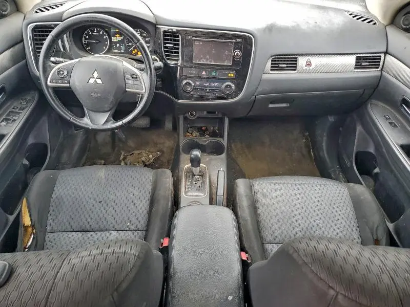 2014 MITSUBISHI OUTLANDER SE  