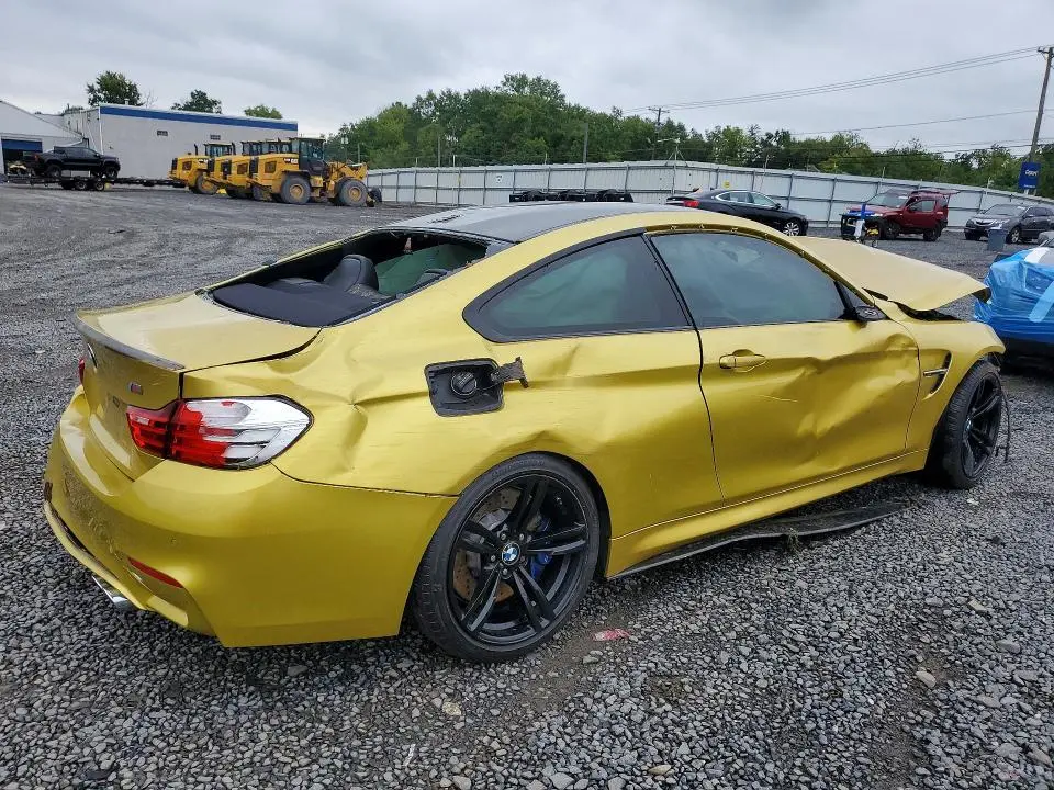 2015 BMW M4   