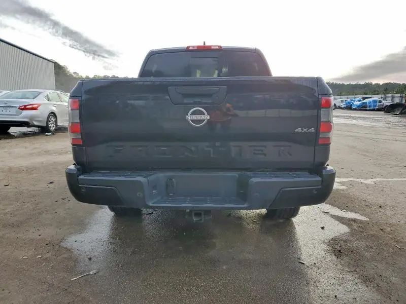 2025 NISSAN FRONTIER S  