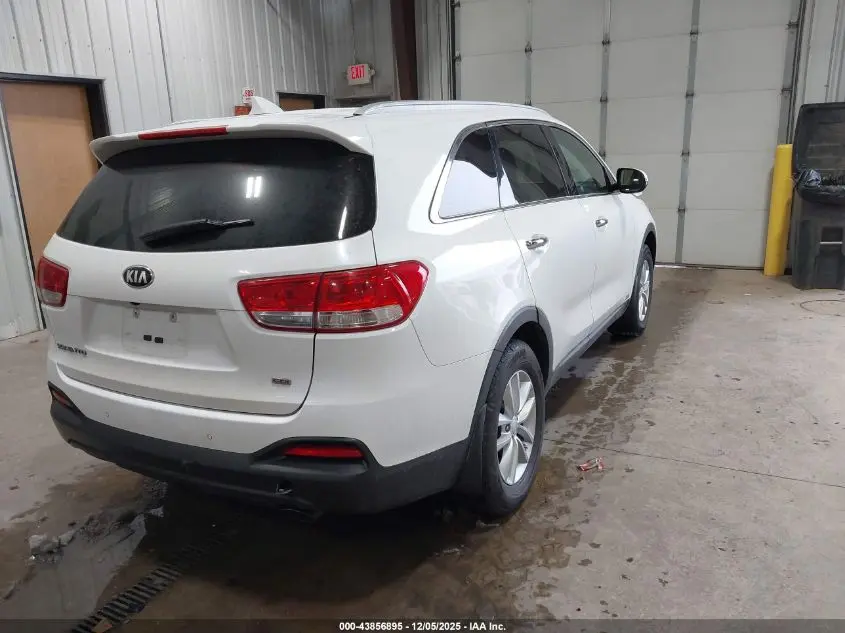 2017 KIA SORENTO 2.4L LX