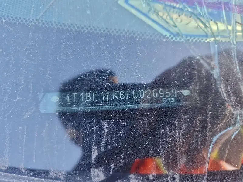 2015 TOYOTA CAMRY LE  