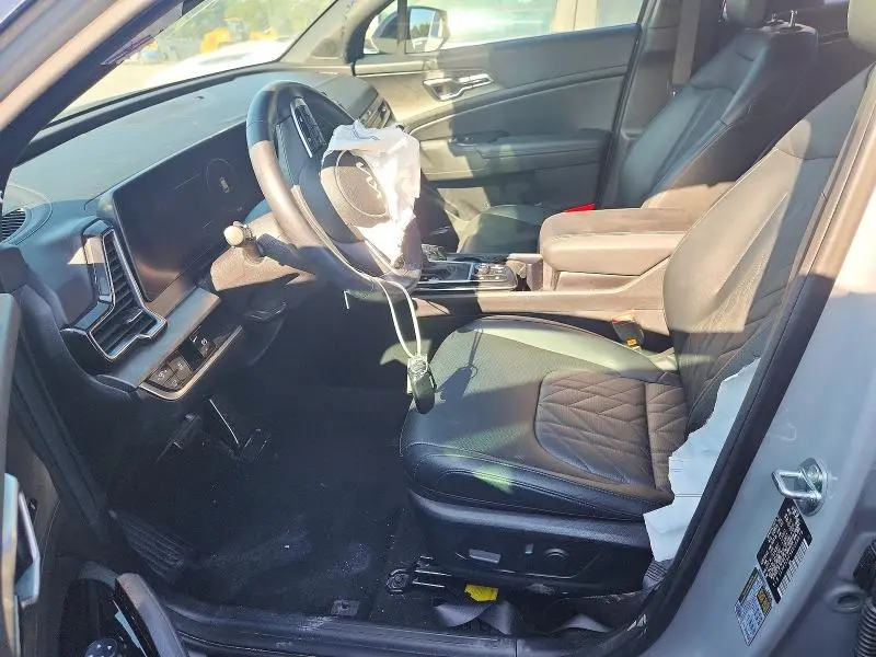 2025 KIA SPORTAGE X-PRO  
