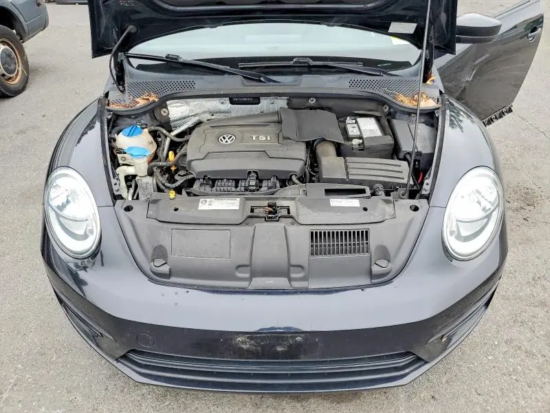 2017 VOLKSWAGEN BEETLE 1.8T  