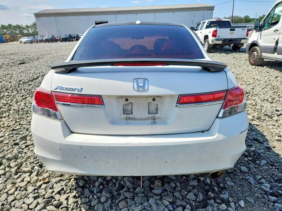 2011 HONDA ACCORD EXL  