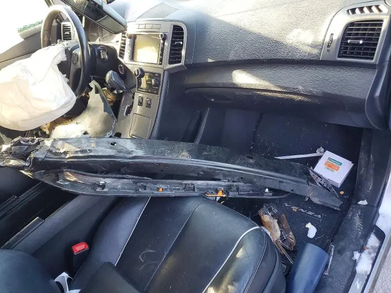 2013 TOYOTA VENZA LE  