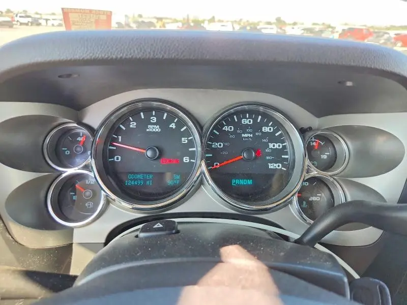 2011 CHEVROLET SILVERADO K1500 LT  