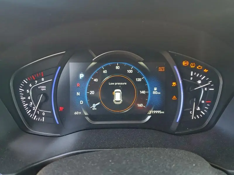 2019 HYUNDAI SANTA FE SEL  