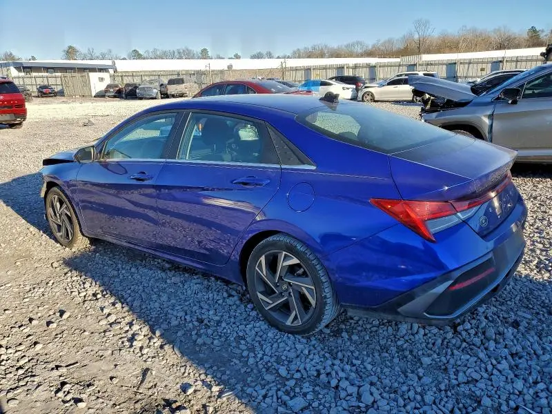 2024 HYUNDAI ELANTRA SEL  
