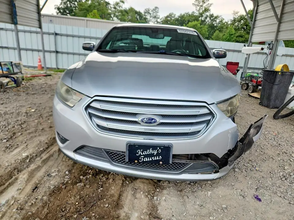 2013 FORD TAURUS LIMITED  
