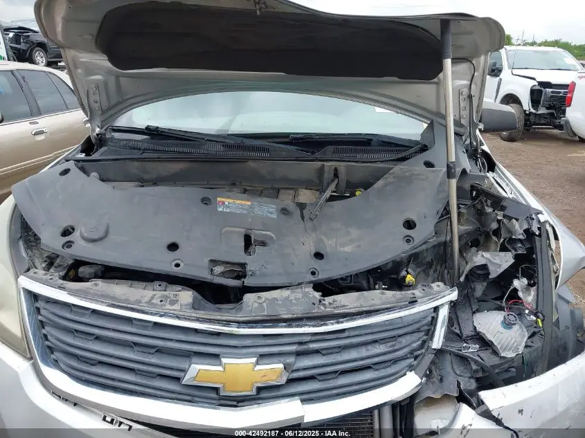 2014 CHEVROLET TRAVERSE LS