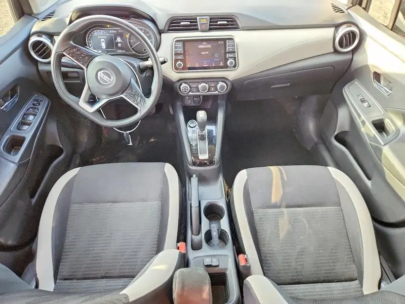 2020 NISSAN VERSA SV  