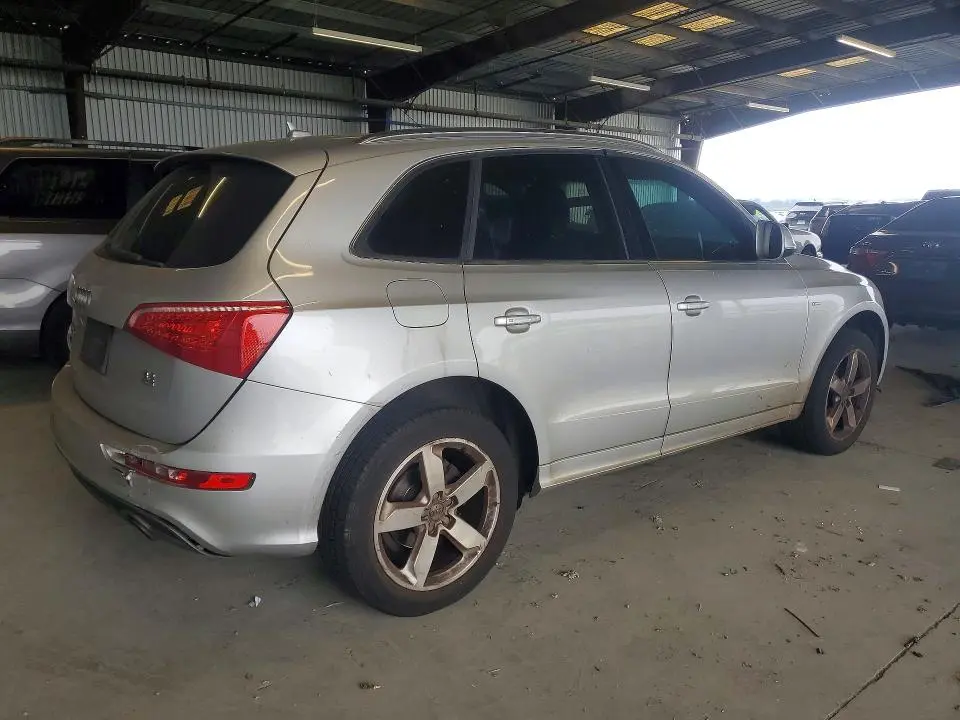2011 AUDI Q5 PREMIUM PLUS  