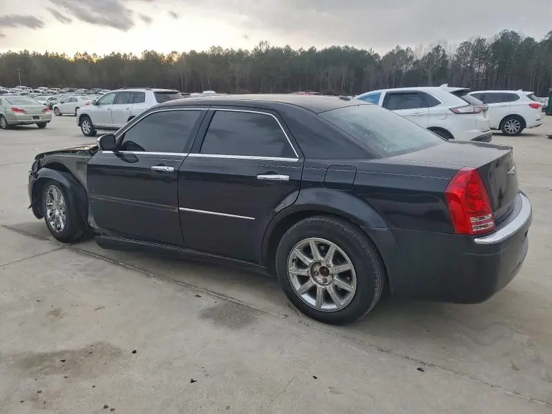 2010 CHRYSLER 300C   