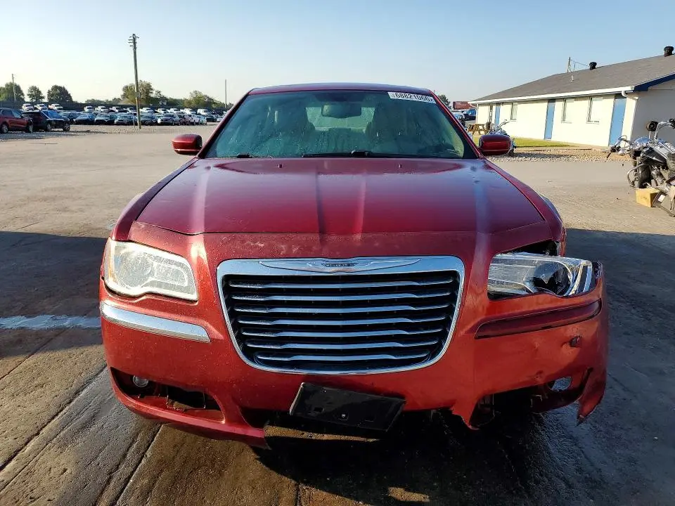 2013 CHRYSLER 300   