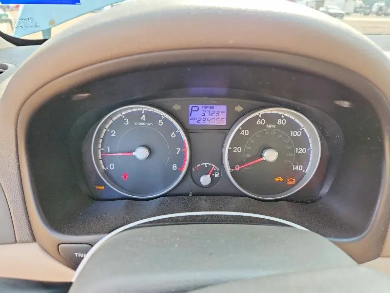 2010 HYUNDAI ACCENT GLS  