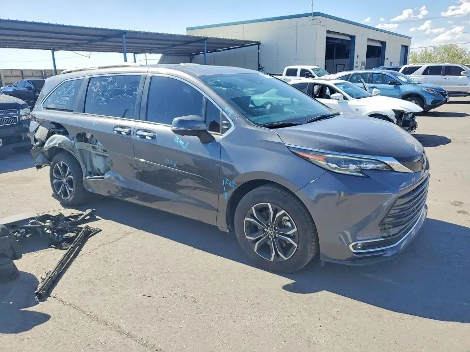 2025 TOYOTA SIENNA PLATINUM 7-PASSENGER  