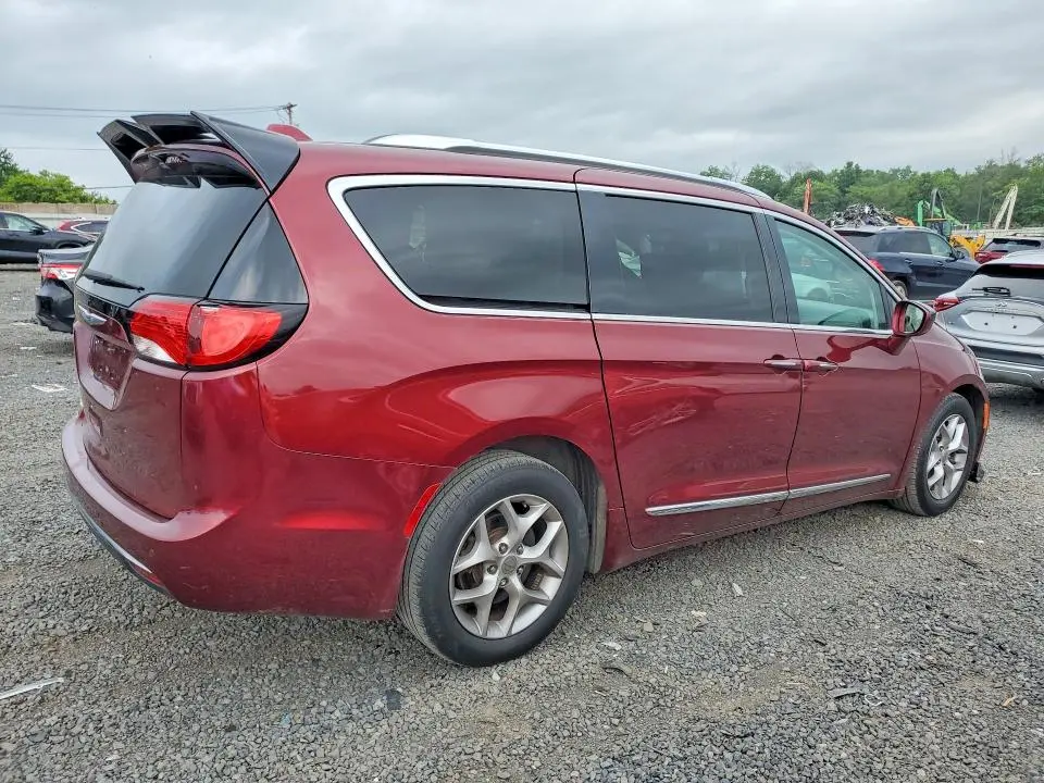 2018 CHRYSLER PACIFICA TOURING L PLUS  