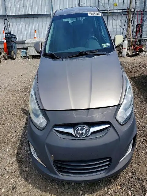 2013 HYUNDAI ACCENT SE  
