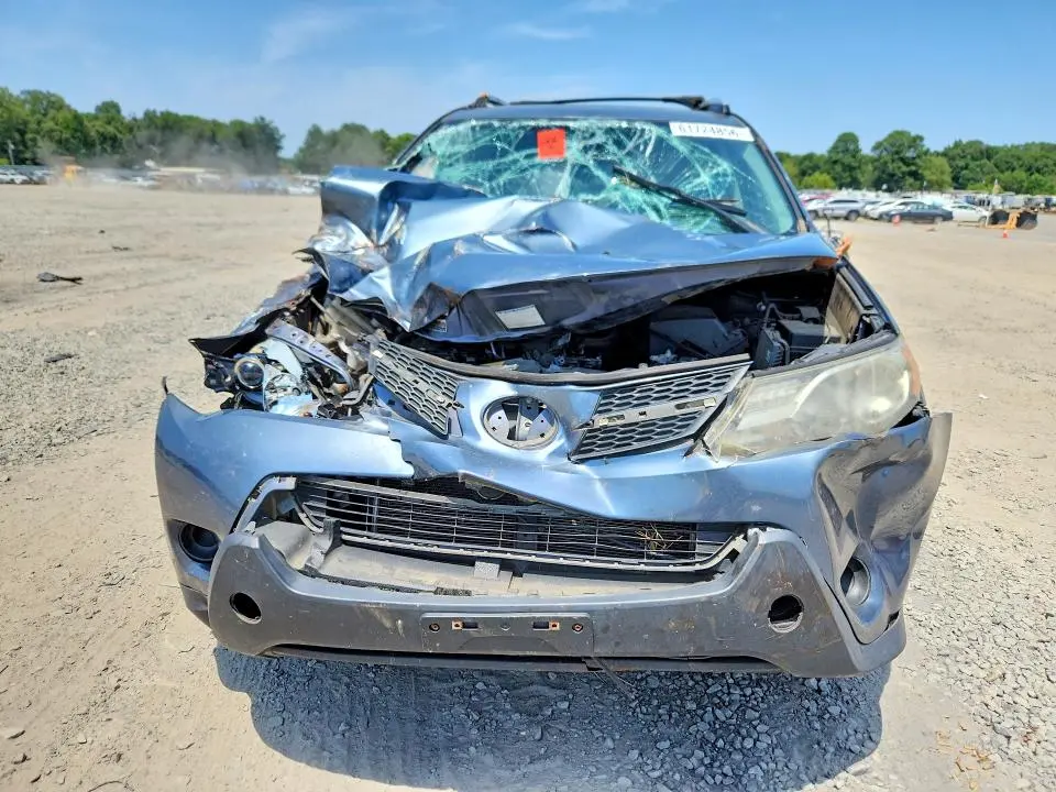 2014 TOYOTA RAV4 LE  