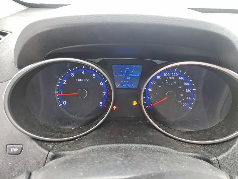 2011 HYUNDAI TUCSON GL  