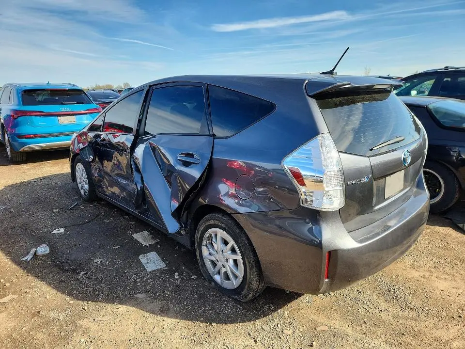 2013 TOYOTA PRIUS V THREE  