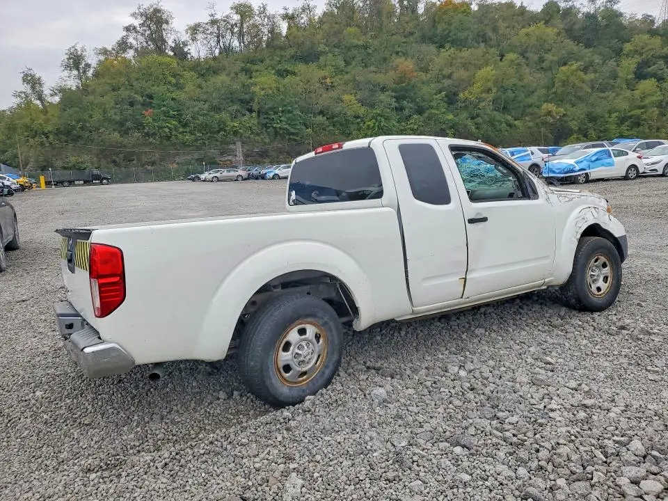2016 NISSAN FRONTIER S  