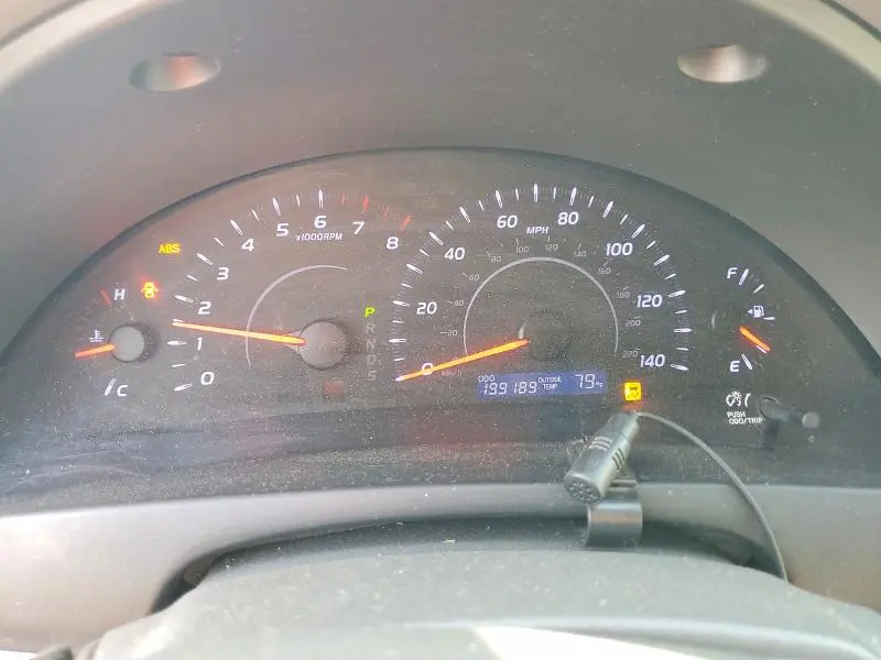 2011 TOYOTA CAMRY LE  