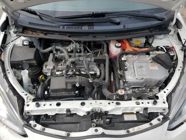 2017 TOYOTA PRIUS C   