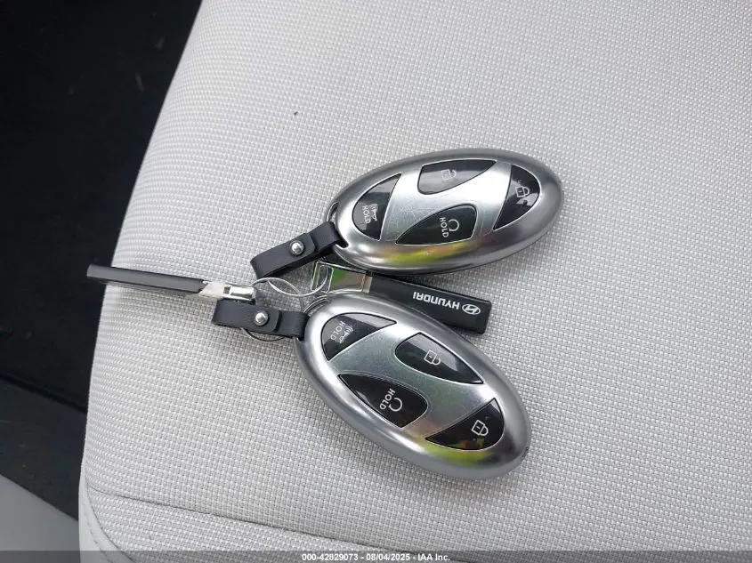 2024 HYUNDAI KONA SE
