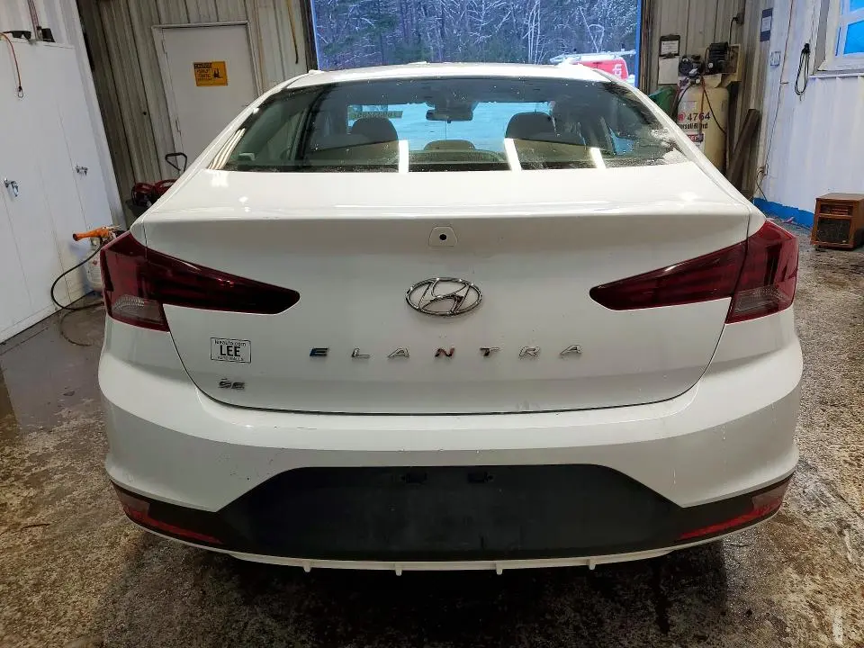2020 HYUNDAI ELANTRA SE  