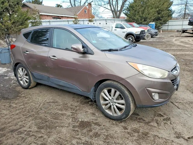 2011 HYUNDAI TUCSON GLS  
