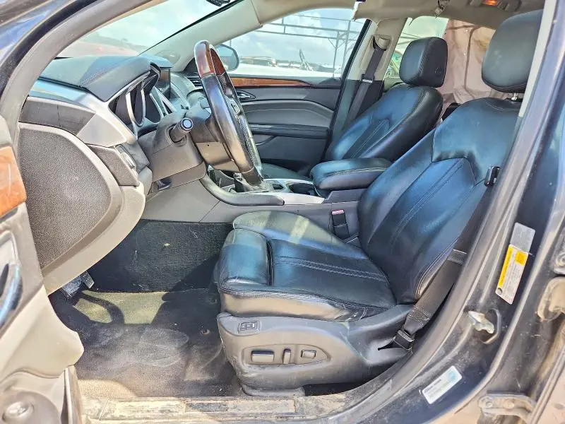 2011 CADILLAC SRX LUXURY COLLECTION  