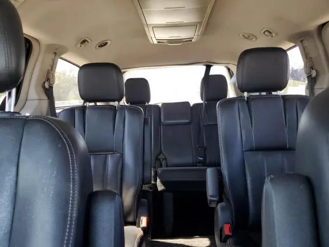 2012 CHRYSLER TOWN & COUNTRY TOURING  