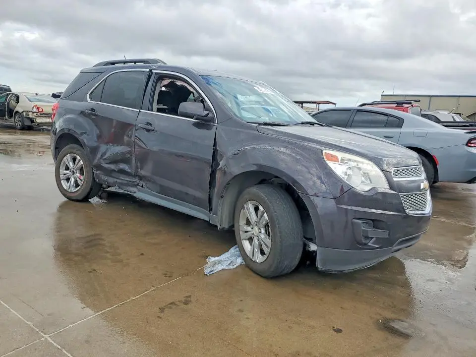 2015 CHEVROLET EQUINOX LT  