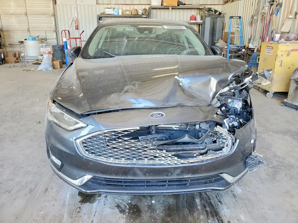 2019 FORD FUSION TITANIUM  