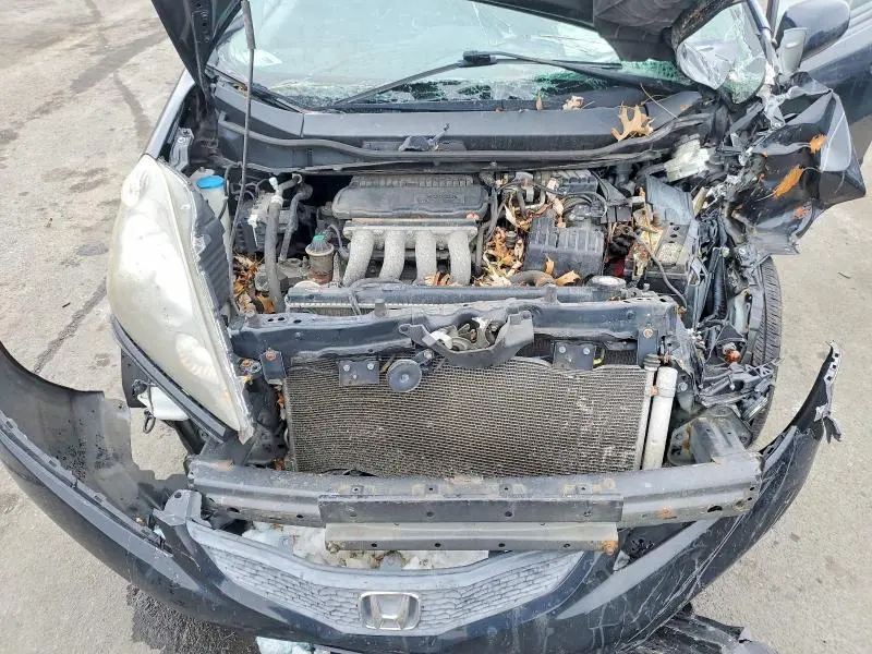 2013 HONDA FIT   