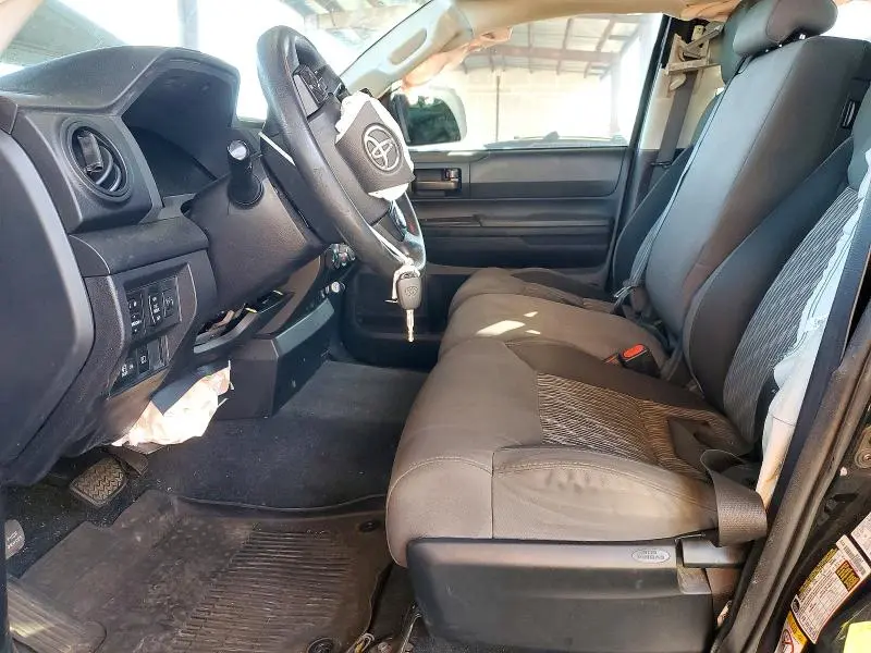 2018 TOYOTA TUNDRA SR  