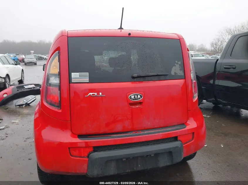 2011 KIA SOUL +