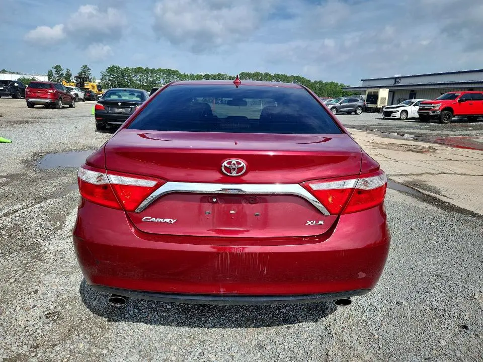 2017 TOYOTA CAMRY XLE V6  