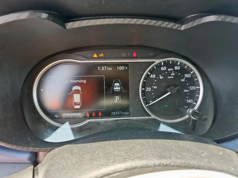 2023 NISSAN VERSA SV  