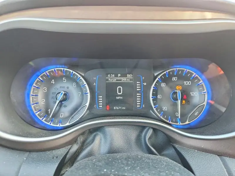 2021 CHRYSLER VOYAGER LXI  