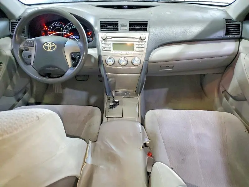 2011 TOYOTA CAMRY LE  